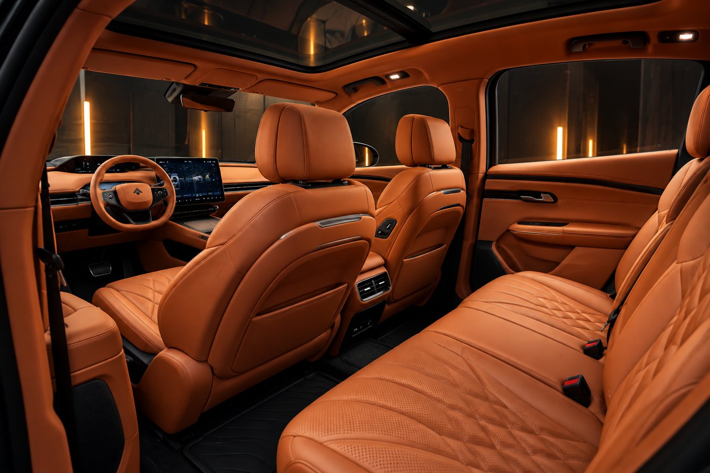 Interior premium e espaçoso do GAC HYPTEC HT